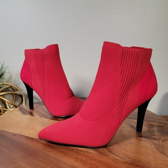 MIA Red sock Knit Stiletto ankle Boots Booties Heels Size 7.5 - Picture 4 of 17